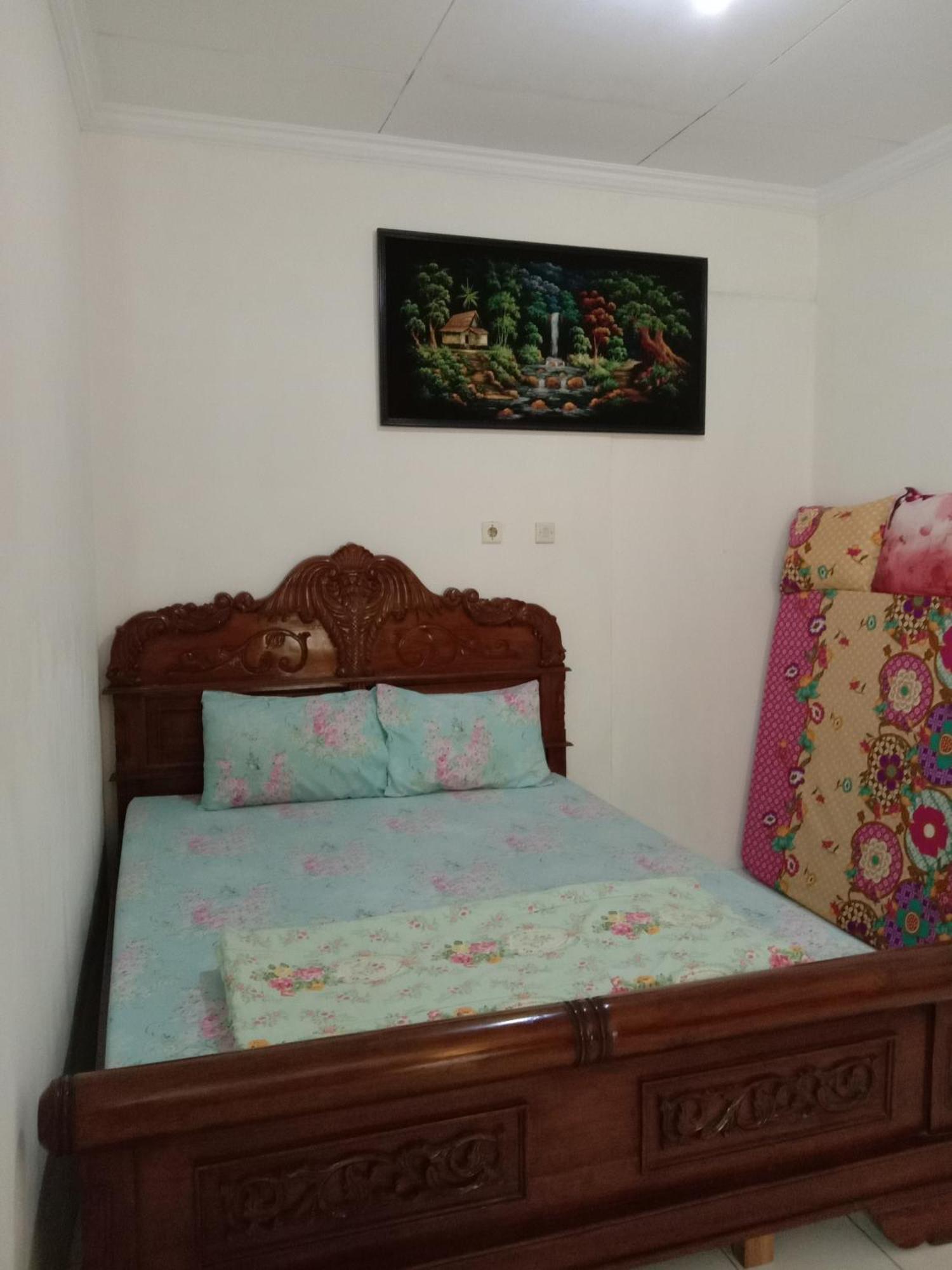 Rumah Ukhi Guest House Cebongan Eksteriør billede