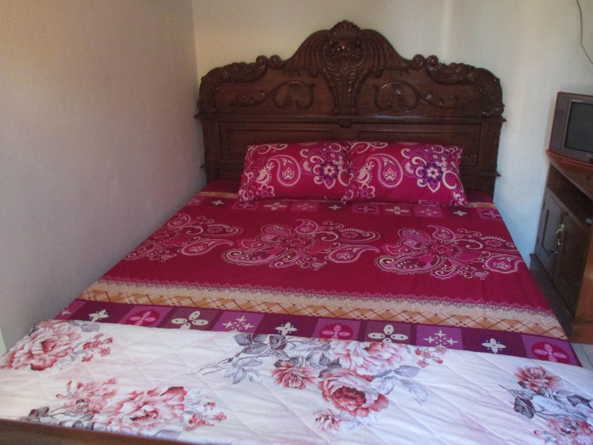 Rumah Ukhi Guest House Cebongan Eksteriør billede